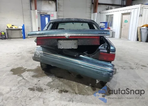 1996 Mercury Grand Marquis Gs z USA, uszkodzony, nr VIN 2MELM74W0TX656969